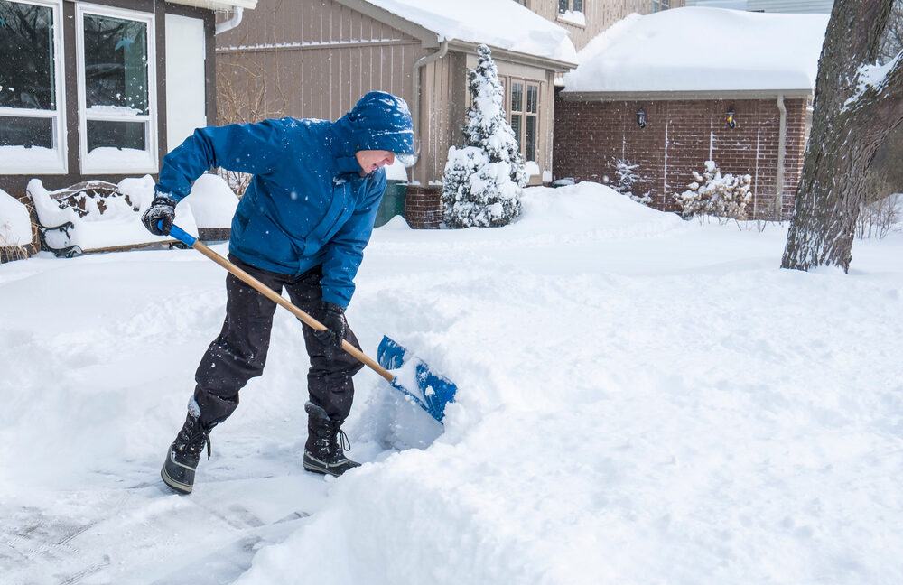 Proper Snow Shoveling Technique