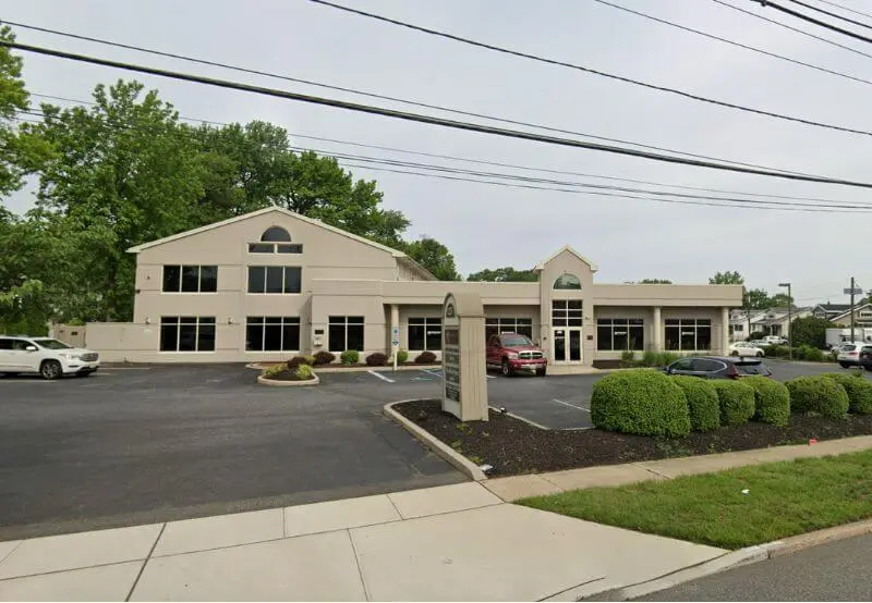 Redefine located in Woodbury - NJ